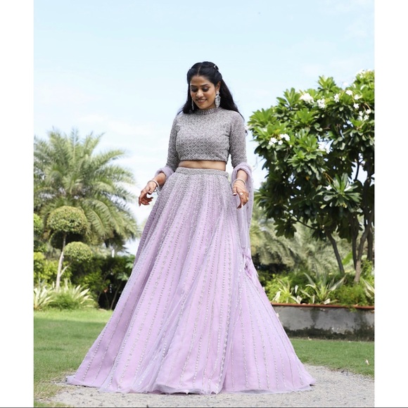 Lilac Hand embroidered lehenga - Picture 4 of 6